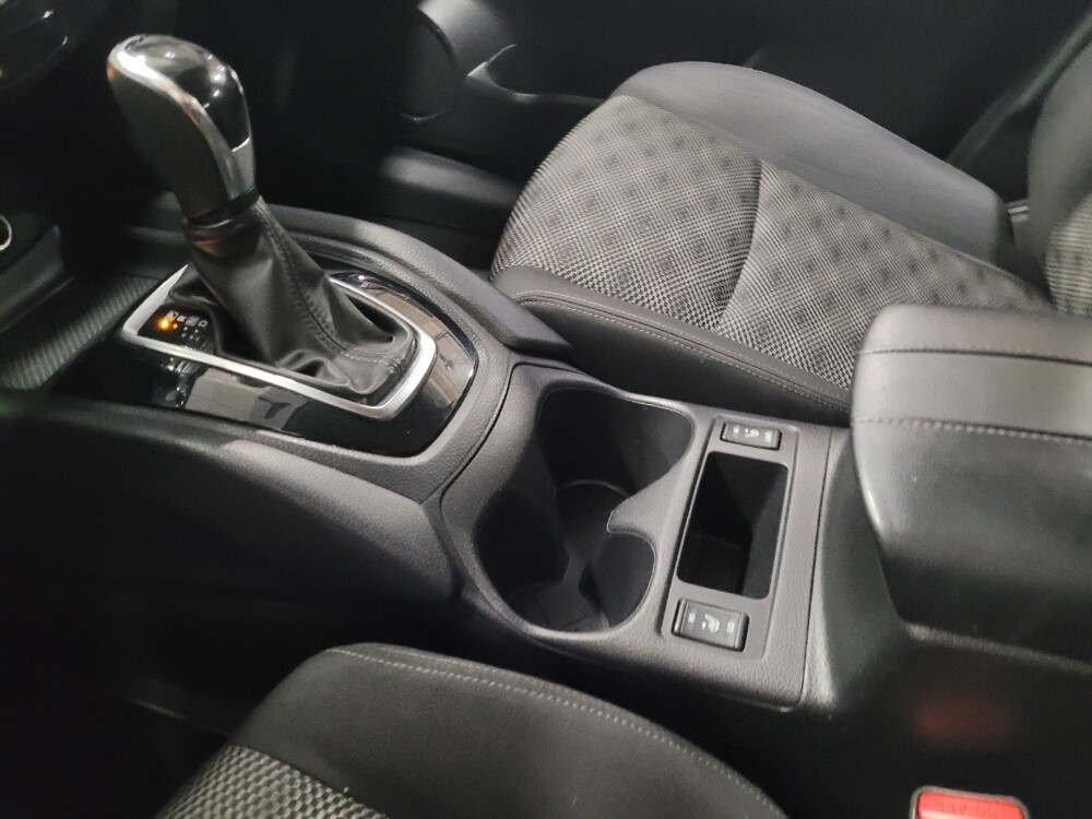 2017 Nissan Rogue Sport in Pittsburgh, PA 15237 - 18093187 26