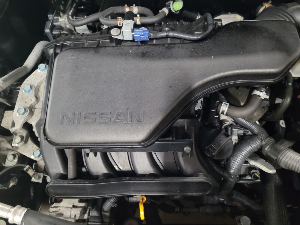 2017 Nissan Rogue Sport in Pittsburgh, PA 15237 - 18093187 30