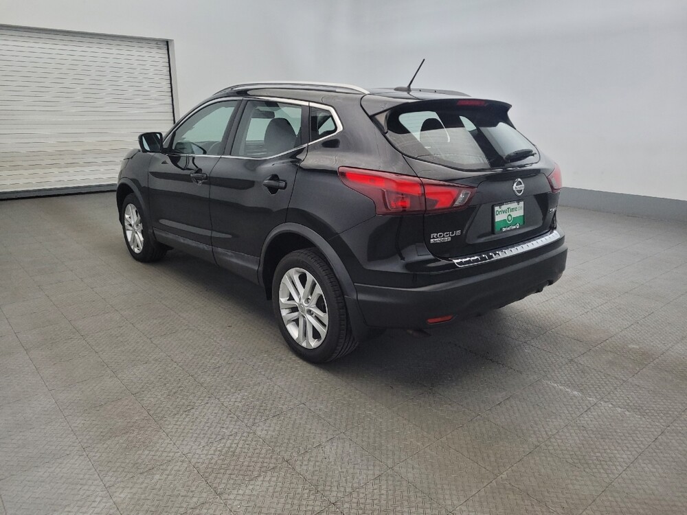 2017 Nissan Rogue Sport in Pittsburgh, PA 15237 - 18093187 5