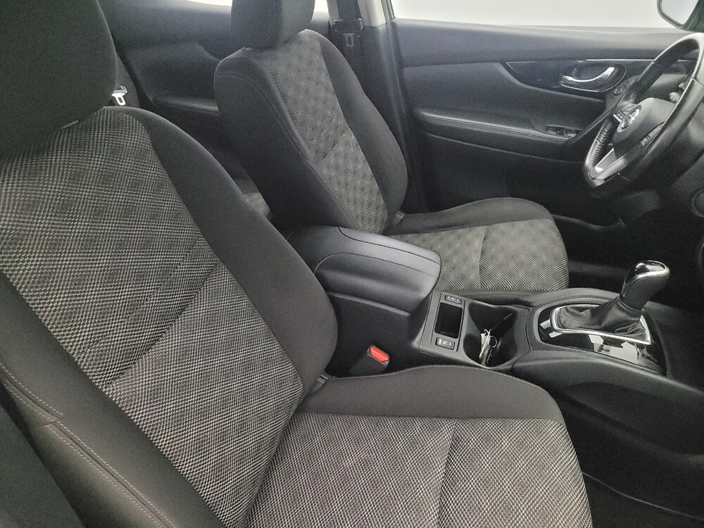 2017 Nissan Rogue Sport in Pittsburgh, PA 15237 - 18093187 21