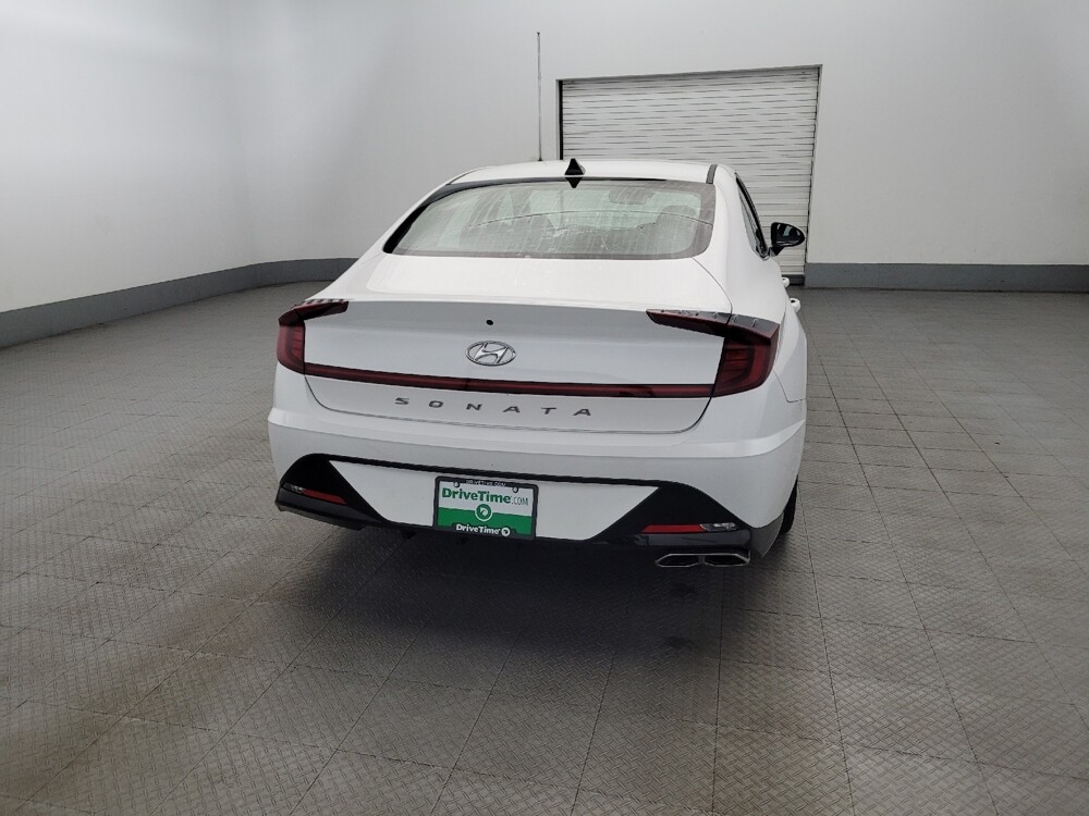 2022 Hyundai Sonata in Plymouth Meeting, PA 19462 - 18093192 7