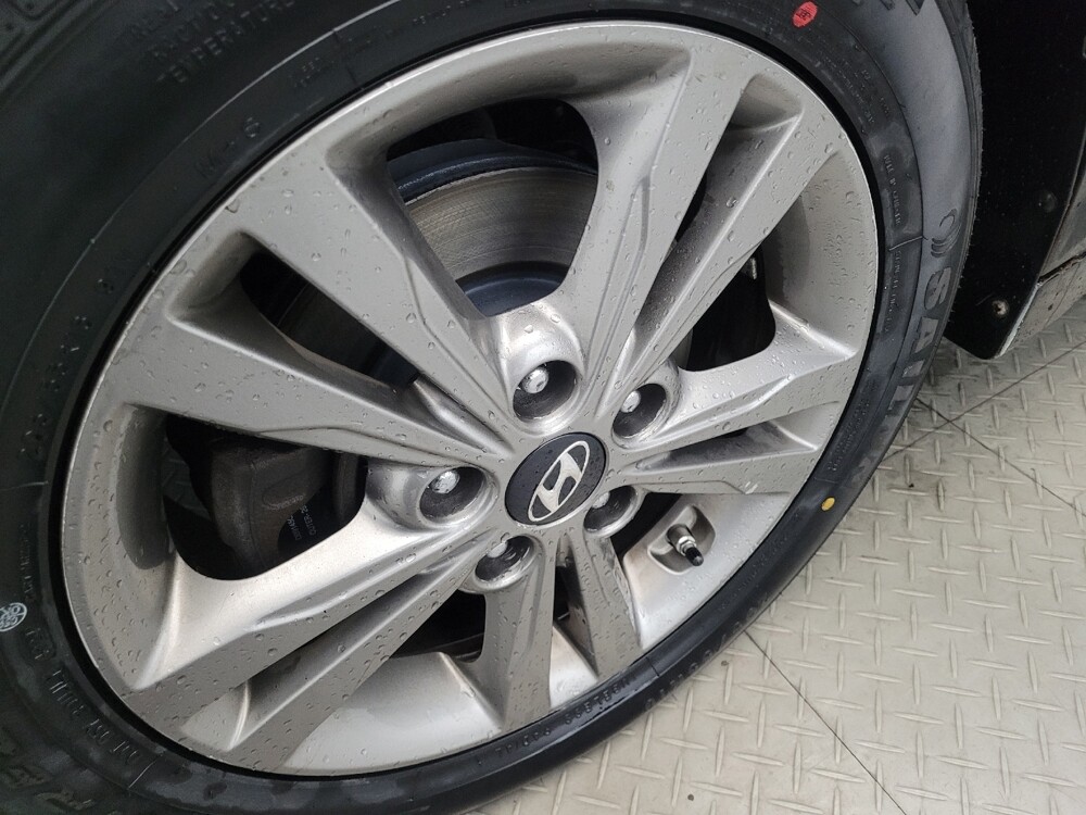 2018 Hyundai Elantra in Pittsburgh, PA 15236 - 18093194 31