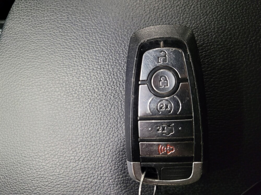 2018 Ford Explorer in Pittsburgh, PA 15236 - 18093197 32