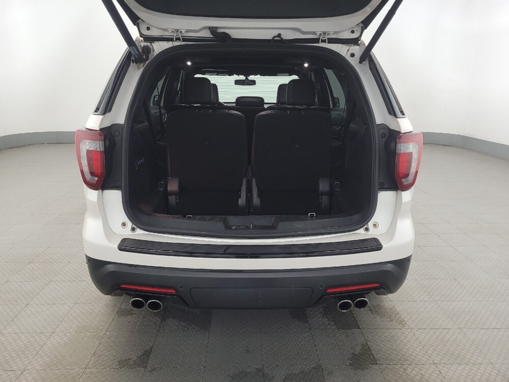 2018 Ford Explorer in Pittsburgh, PA 15236 - 18093197 29