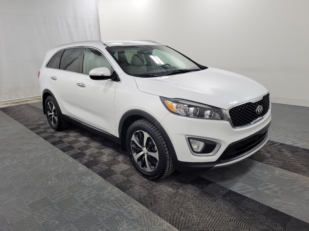 2017 Kia Sorento in Pittsburgh, PA 15236 - 18093200 11