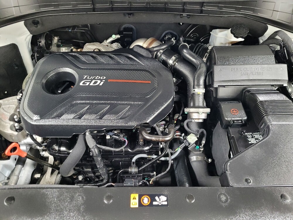 2017 Kia Sorento in Pittsburgh, PA 15236 - 18093200 30