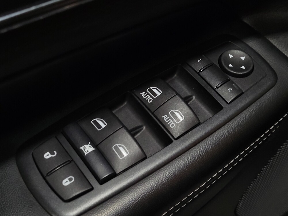 2017 Jeep Grand Cherokee in Richmond, VA 23235 - 18093203 27