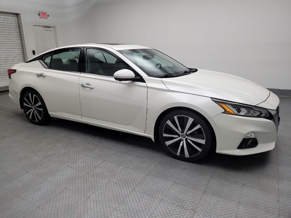 2020 Nissan Altima in Peoria, IL 61615 - 18093210 11