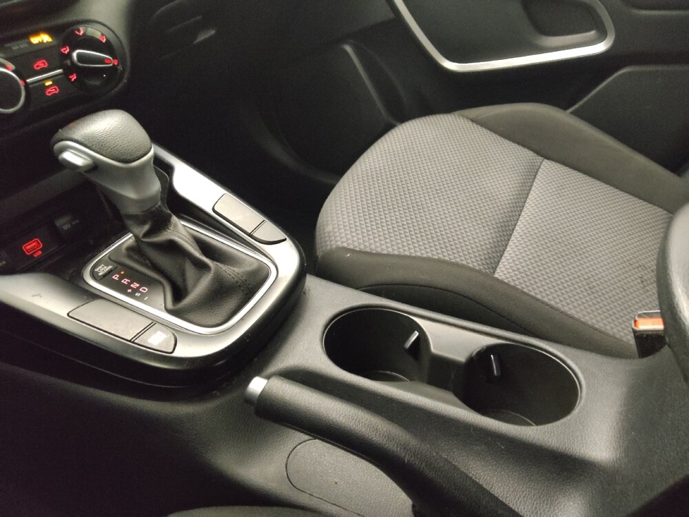 2022 Kia Soul in Peoria, IL 61615 - 18093213 26