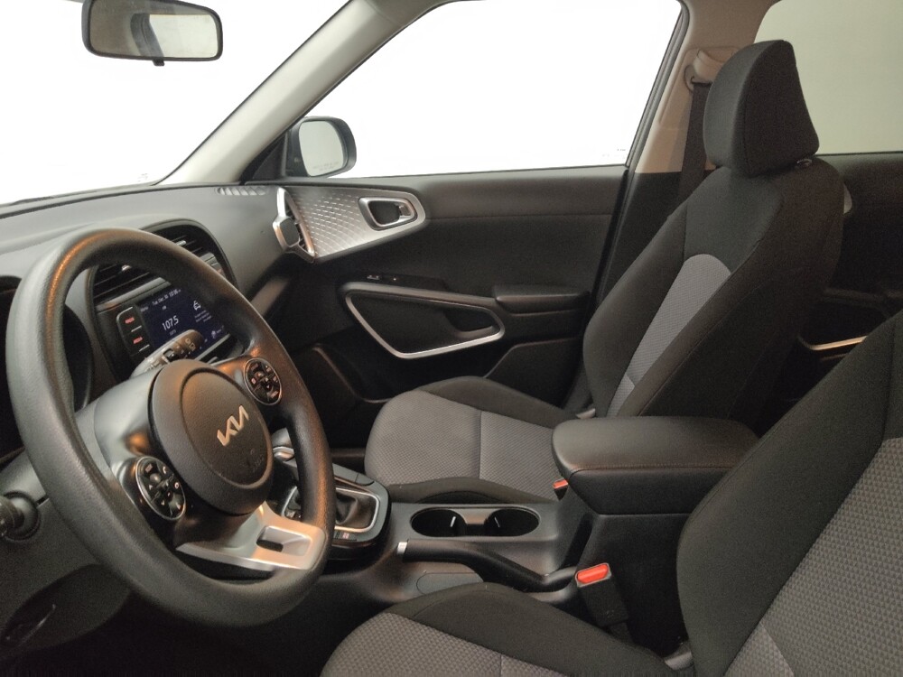 2022 Kia Soul in Peoria, IL 61615 - 18093213 17