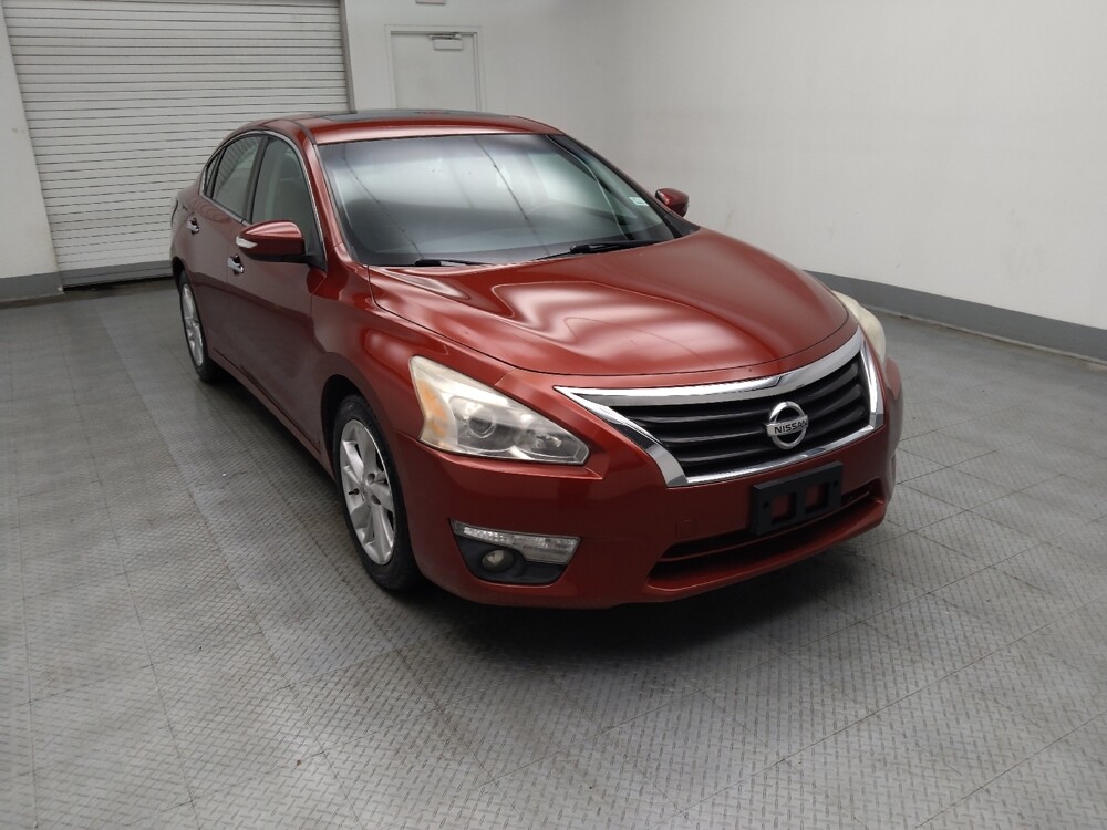 2014 Nissan Altima in Lombard, IL 60148 - 18093217 13