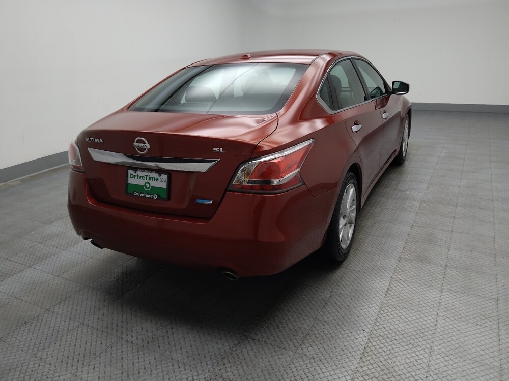 2014 Nissan Altima in Lombard, IL 60148 - 18093217 9