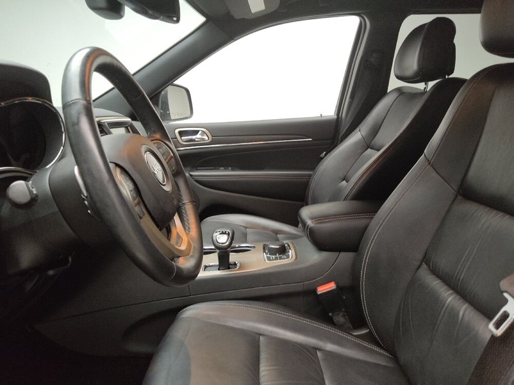 2015 Jeep Grand Cherokee in Taylor, MI 48180 - 18093219 17