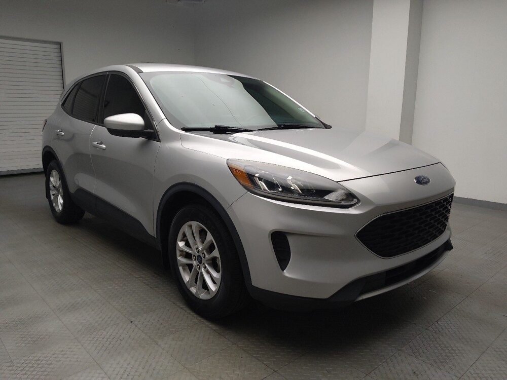 2020 Ford Escape in Grand Rapids, MI 49508 - 18093220 11