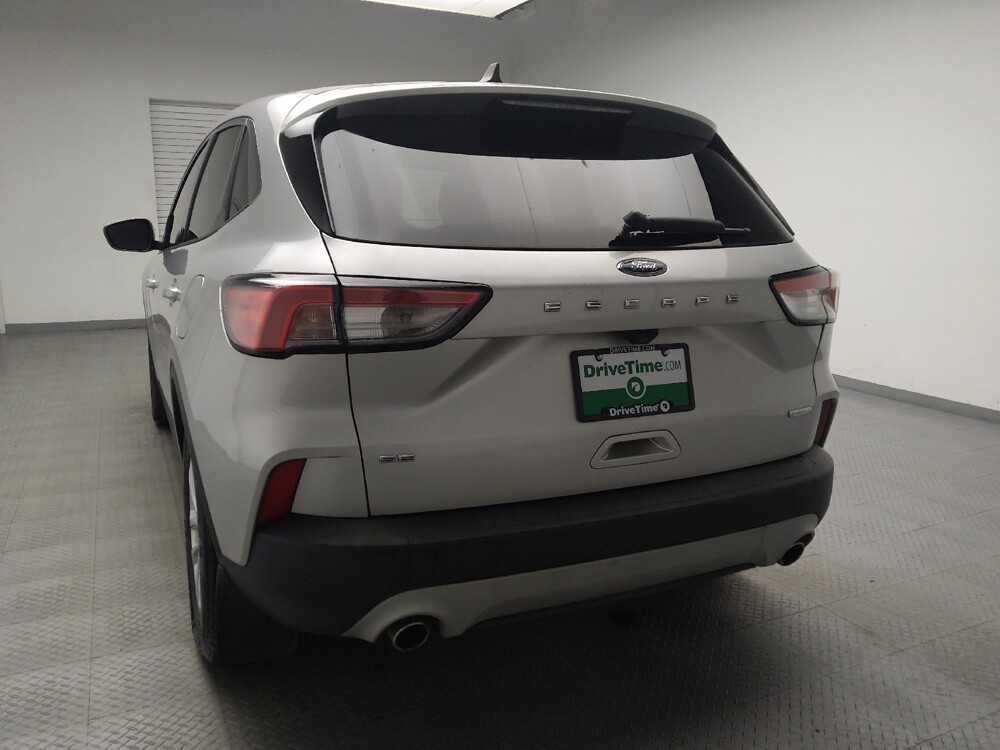 2020 Ford Escape in Grand Rapids, MI 49508 - 18093220 6