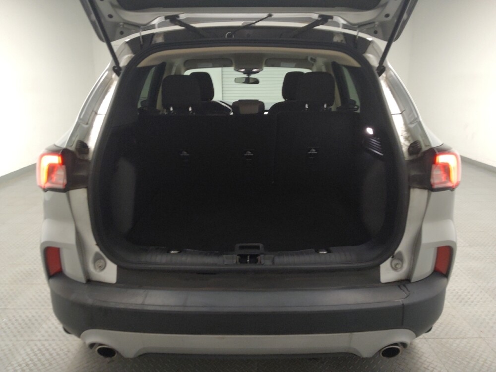 2020 Ford Escape in Grand Rapids, MI 49508 - 18093220 29