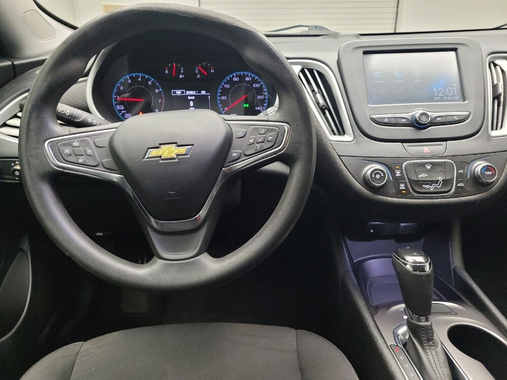 2018 Chevrolet Malibu in Madison, TN 37115 - 18093222 22