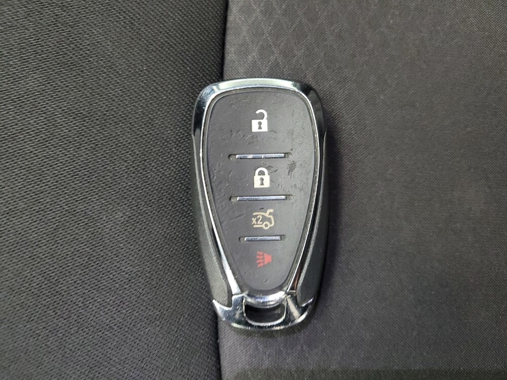 2018 Chevrolet Malibu in Madison, TN 37115 - 18093222 32