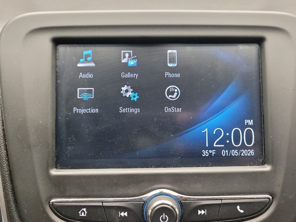 2018 Chevrolet Malibu in Madison, TN 37115 - 18093222 25