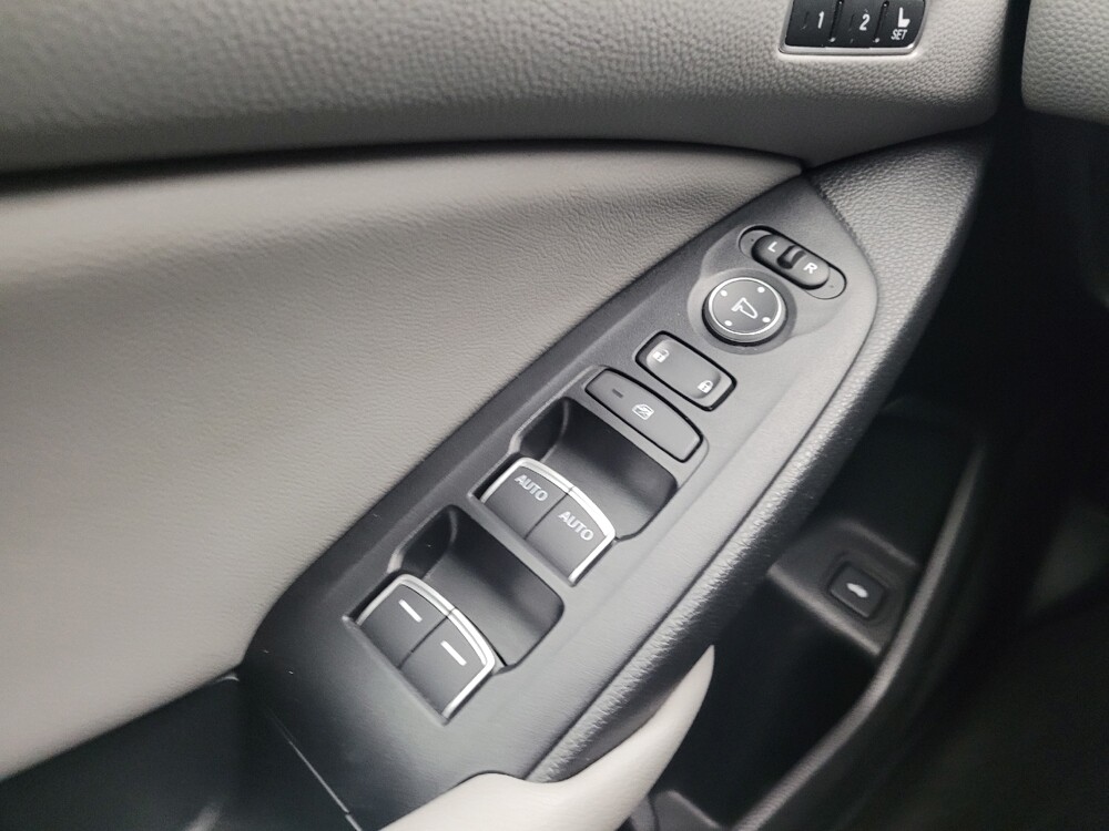 2018 Honda Accord in Madison, TN 37115 - 18093226 27