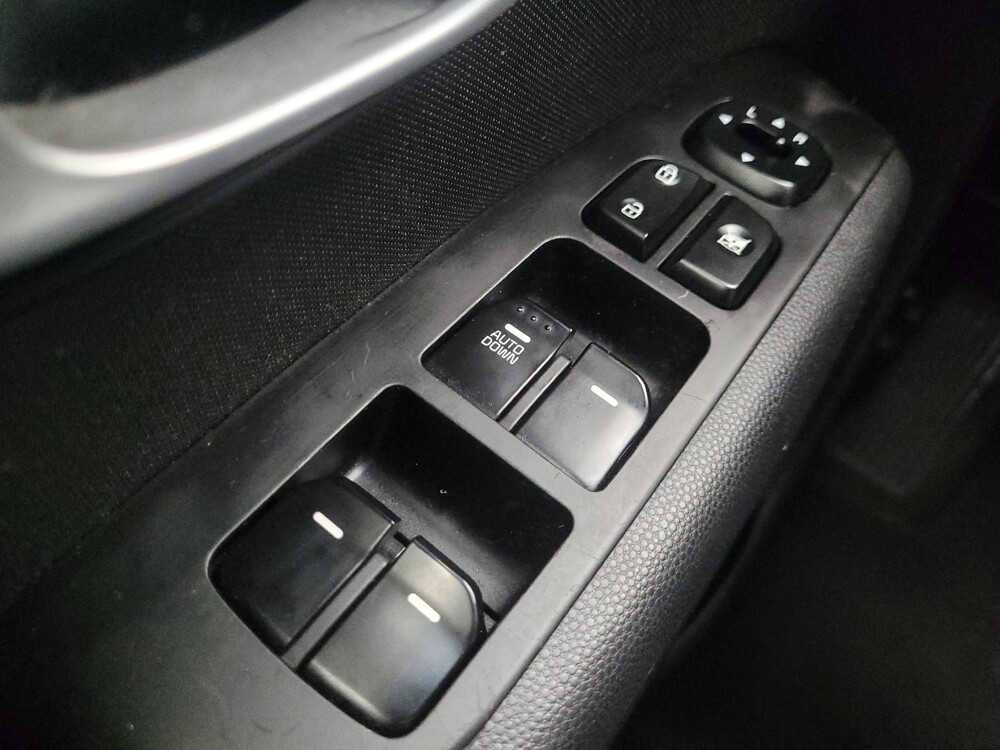 2016 Kia Soul in Indianapolis, IN 46222 - 18093228 27