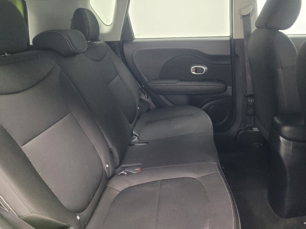 2016 Kia Soul in Indianapolis, IN 46222 - 18093228 19