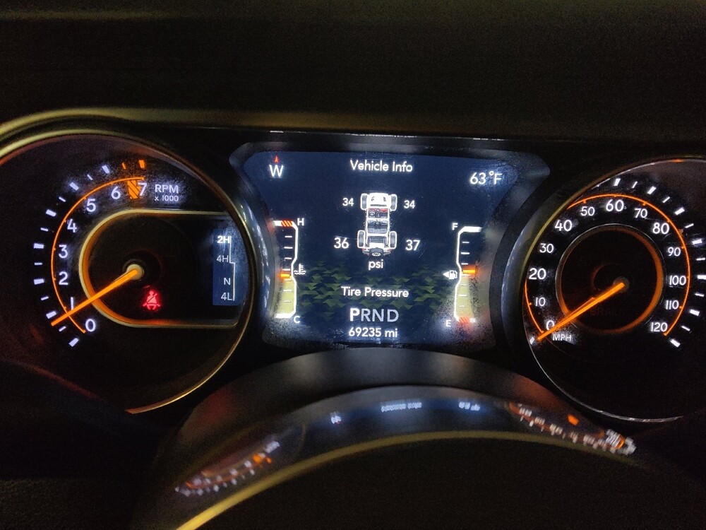 2018 Jeep Wrangler in Greenville, SC 29607 - 18093229 23