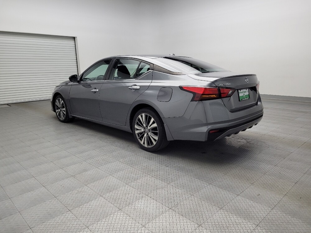 2020 Nissan Altima in Plano, TX 75074 - 18093232 5
