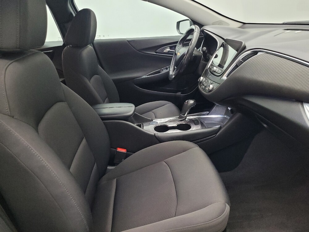 2018 Chevrolet Malibu in Conway, SC 29526 - 18093239 21