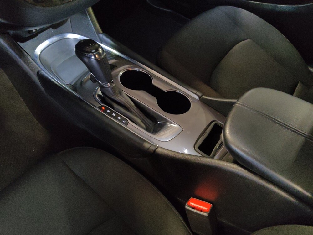 2018 Chevrolet Malibu in Conway, SC 29526 - 18093239 26