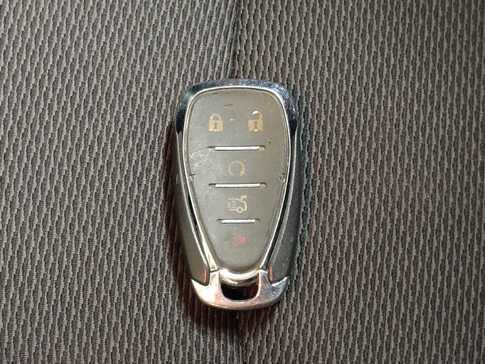 2017 Chevrolet Cruze in Greensboro, NC 27407 - 18093241 32