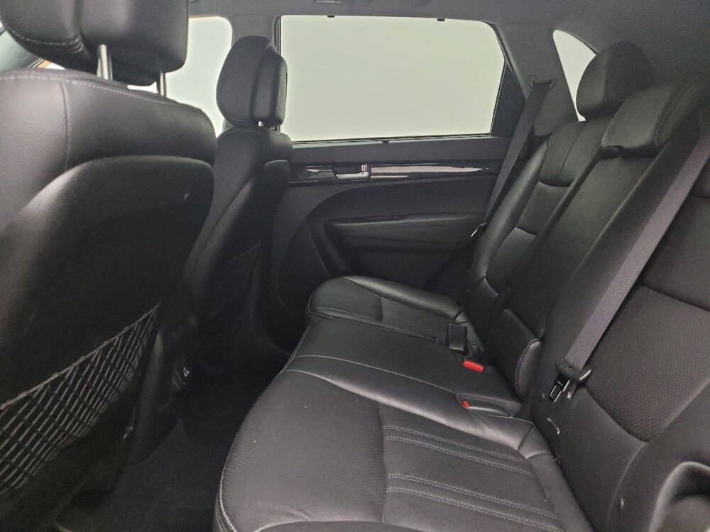 2014 Kia Sorento in Grand Rapids, MI 49508 - 18093249 18