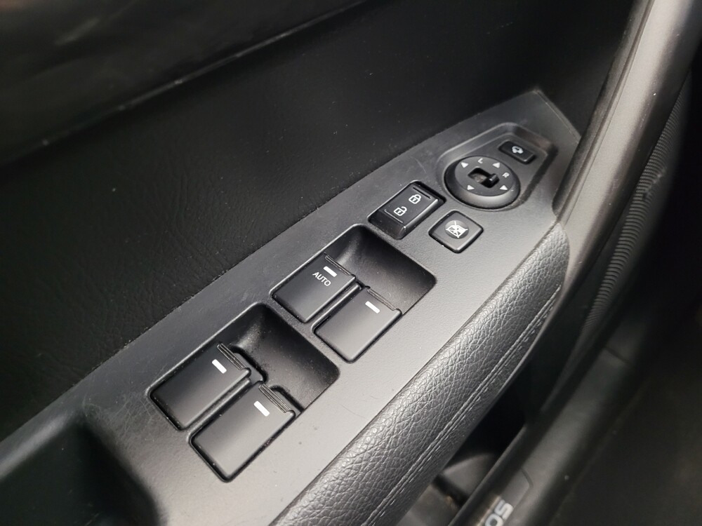 2014 Kia Sorento in Grand Rapids, MI 49508 - 18093249 27