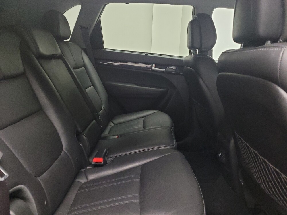 2014 Kia Sorento in Grand Rapids, MI 49508 - 18093249 19