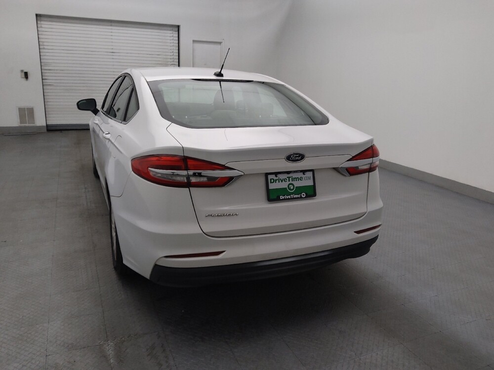 2019 Ford Fusion in Fayetteville, NC 28304 - 18093257 6
