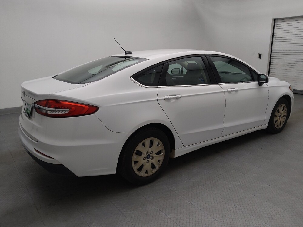 2019 Ford Fusion in Fayetteville, NC 28304 - 18093257 10
