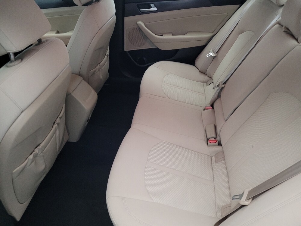 2015 Hyundai Sonata in New Castle, DE 19720 - 18093260 18