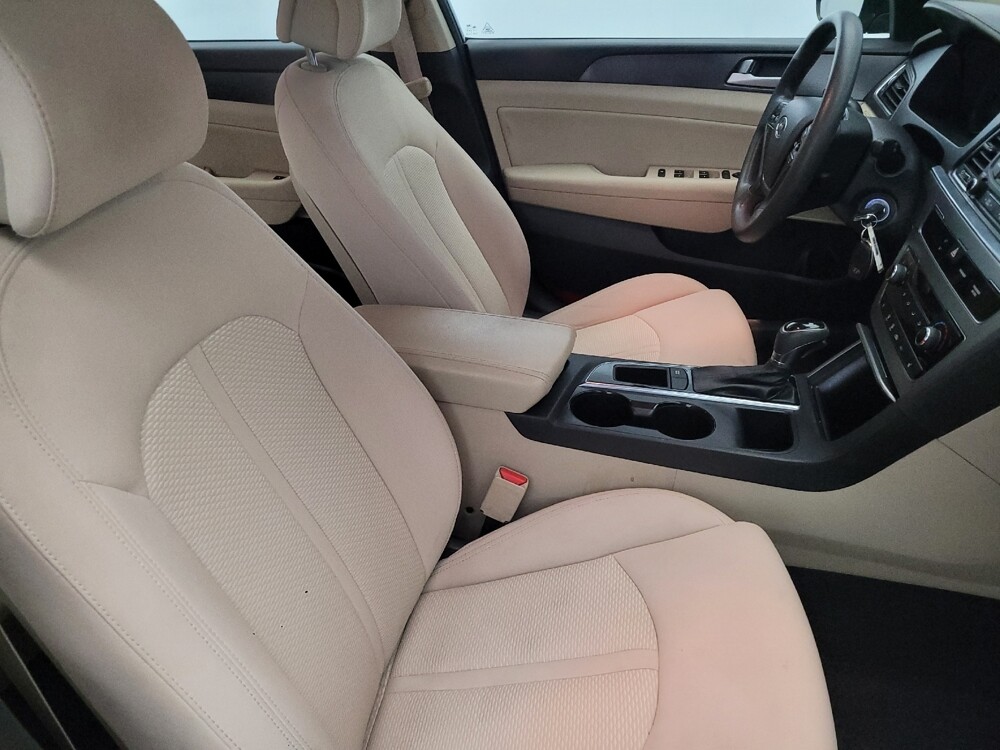 2015 Hyundai Sonata in New Castle, DE 19720 - 18093260 21