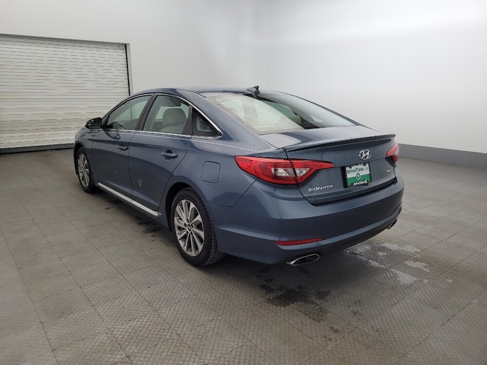 2015 Hyundai Sonata in New Castle, DE 19720 - 18093260 5