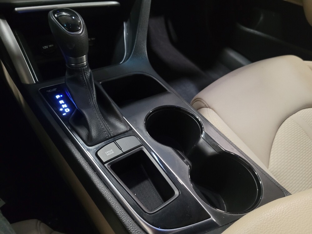 2015 Hyundai Sonata in New Castle, DE 19720 - 18093260 26