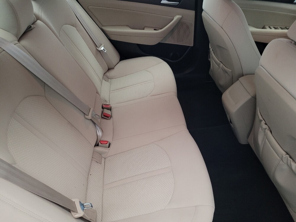 2015 Hyundai Sonata in New Castle, DE 19720 - 18093260 19