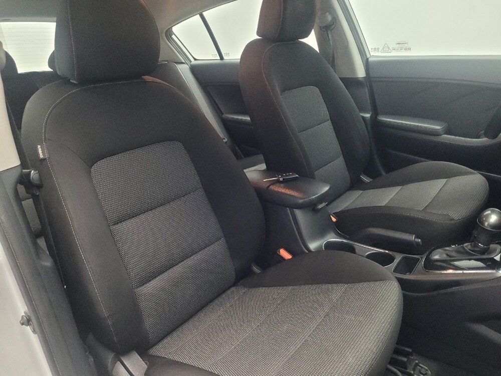 2017 Kia Forte in Knoxville, TN 37923 - 18093262 21