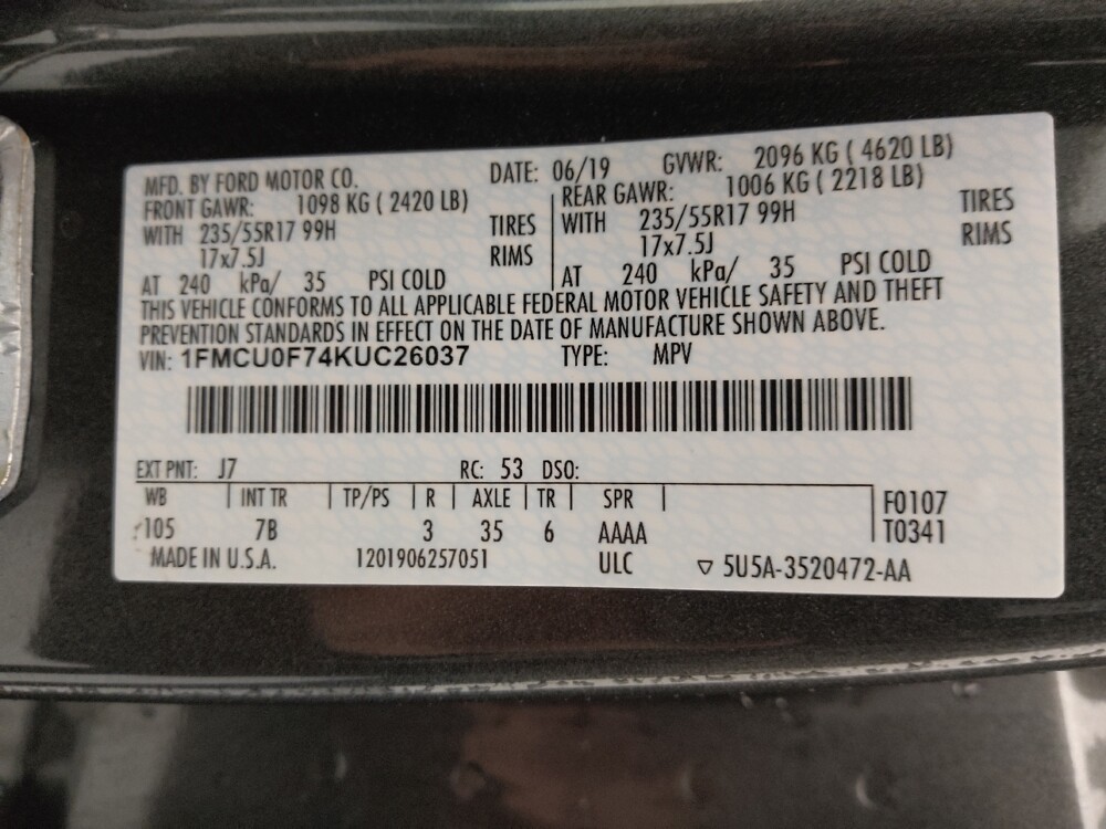 2019 Ford Escape in Topeka, KS 66611 - 18093266 33