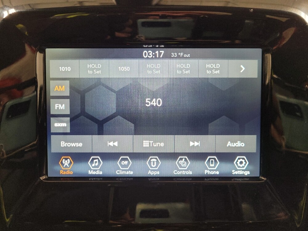 2019 Jeep Compass in Pittsburgh, PA 15236 - 18093270 25