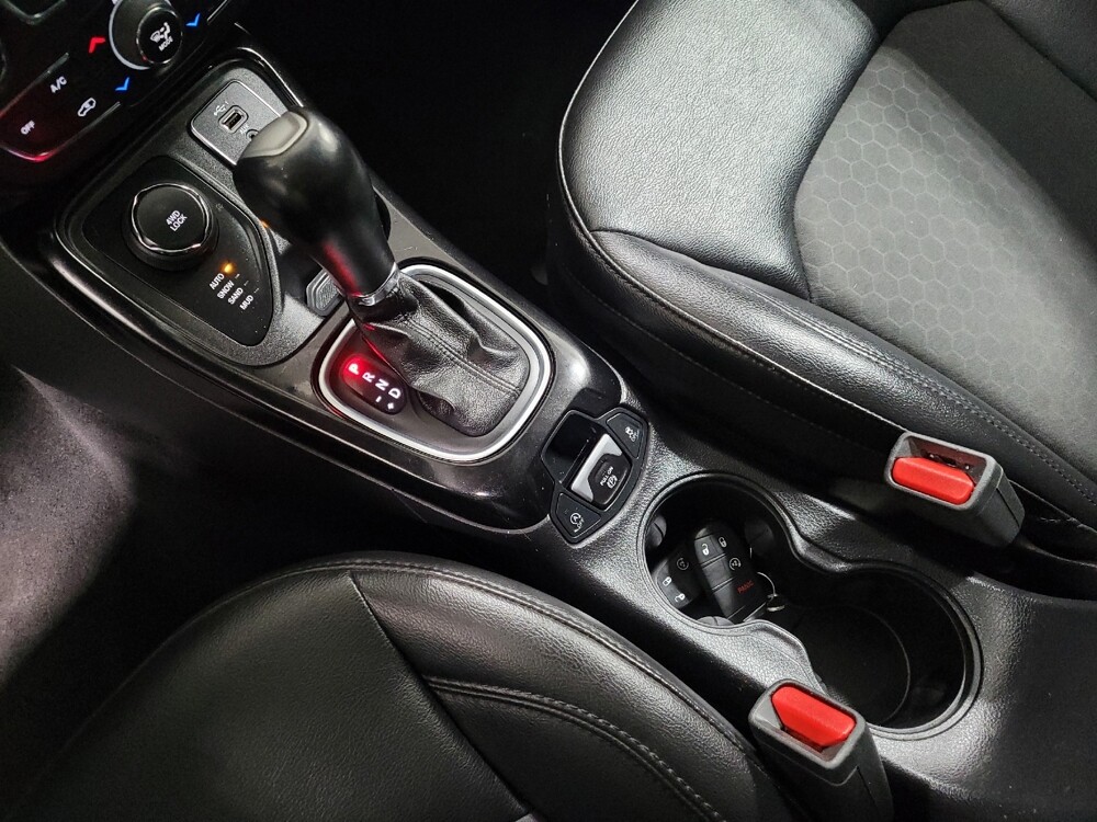 2019 Jeep Compass in Pittsburgh, PA 15236 - 18093270 26