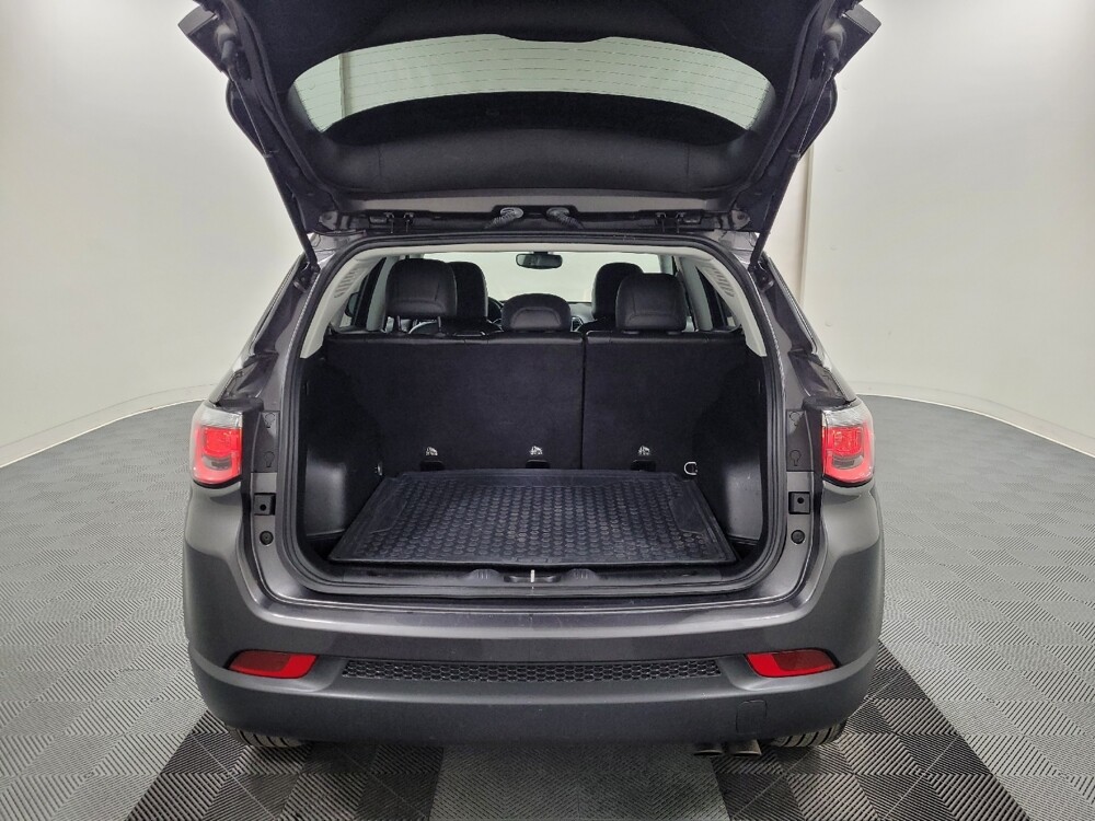 2019 Jeep Compass in Pittsburgh, PA 15236 - 18093270 29