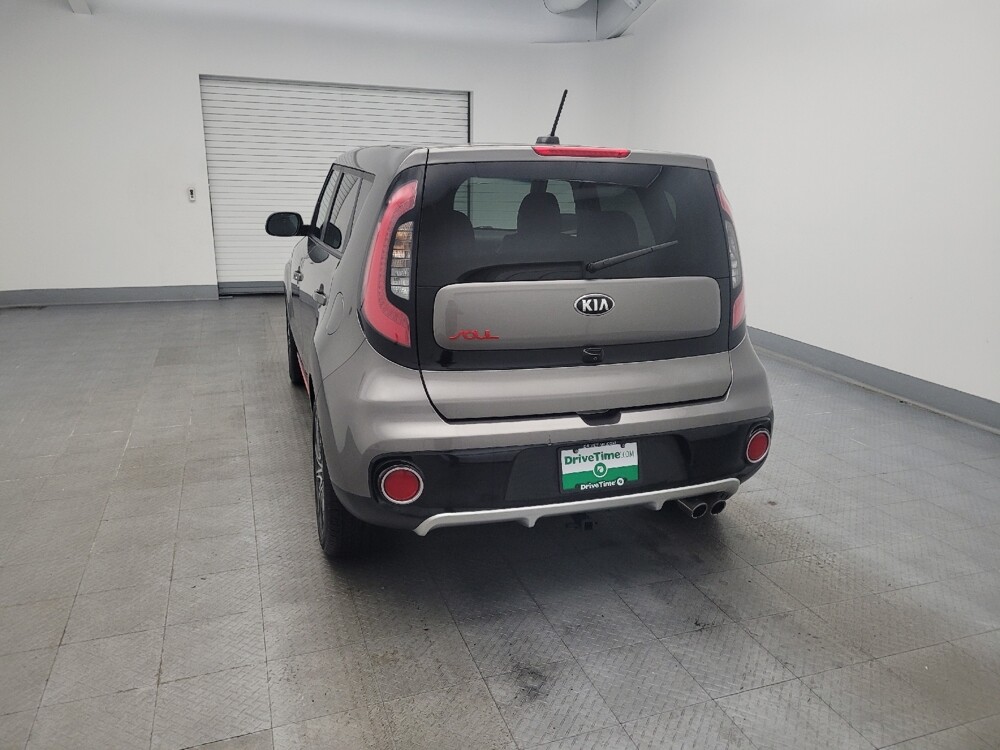 2018 Kia Soul in Columbus, OH 43228 - 18093271 6