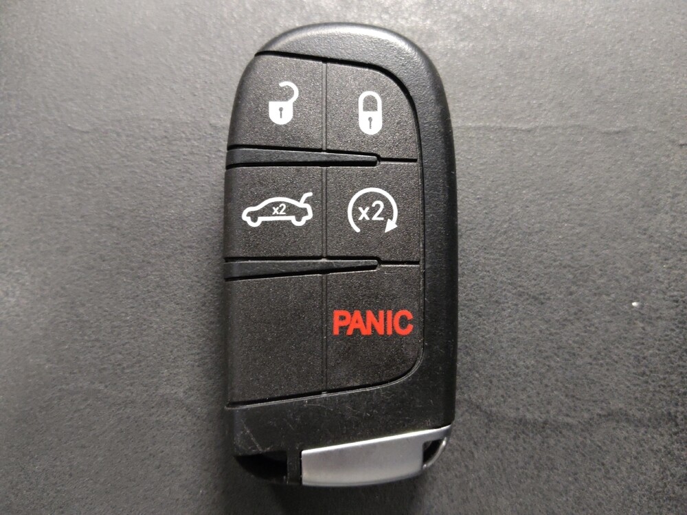 2017 Jeep Grand Cherokee in Baton Rouge, LA 70816 - 18093278 32