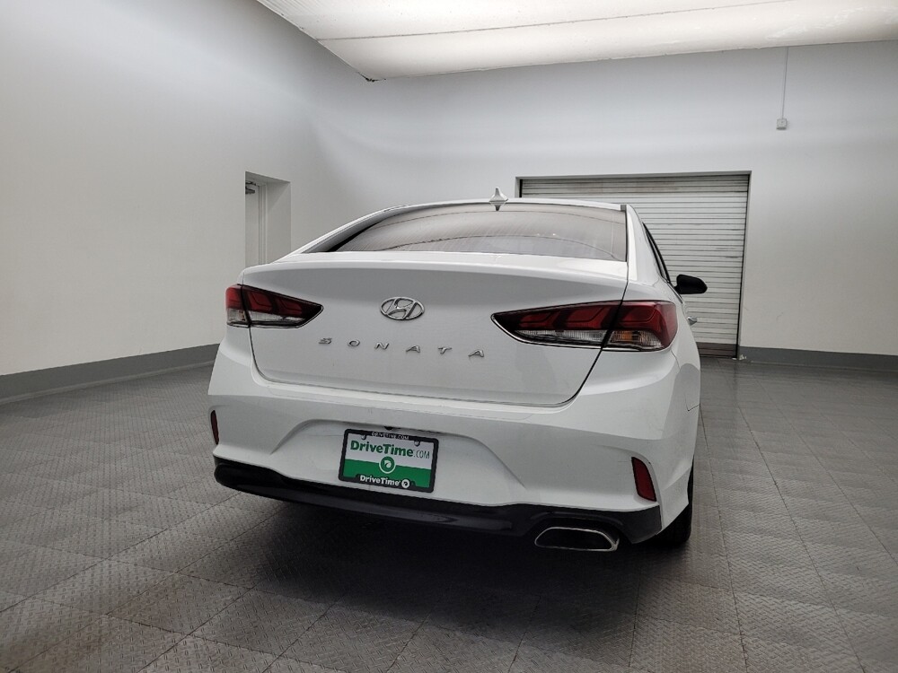 2018 Hyundai Sonata in Glendale, AZ 85301 - 18093279 7