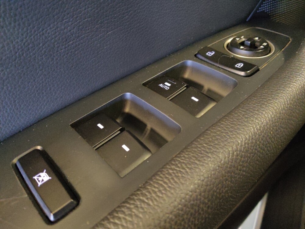 2018 Hyundai Sonata in Glendale, AZ 85301 - 18093279 27